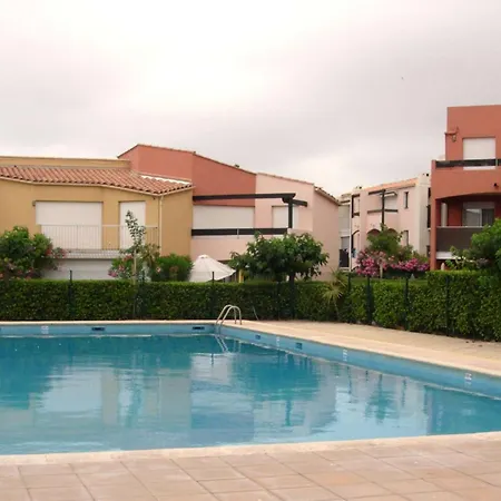 Apartmán T2 Renove Avec Piscine Et Parking A 50m De La Plage, Wifi Gratuite - Fr-1-607-91